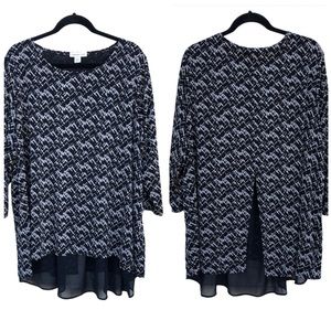 Relaxed V chiffon back top 2X